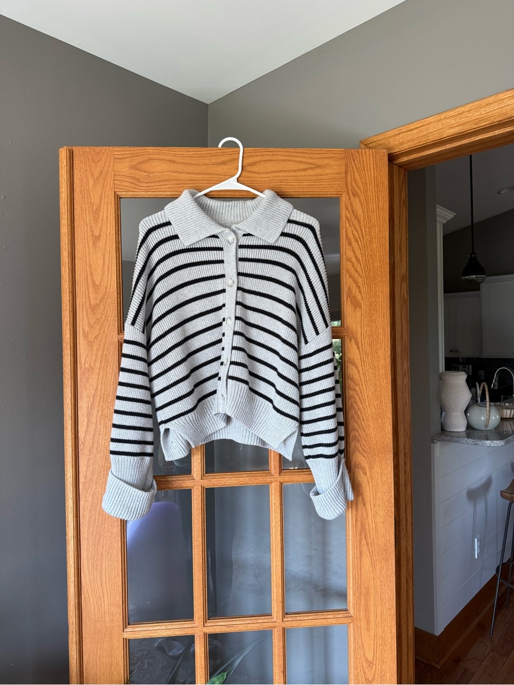 Abercrombie & Fitch Striped Cropped Collared Knit Jacket - Light Gray & Black